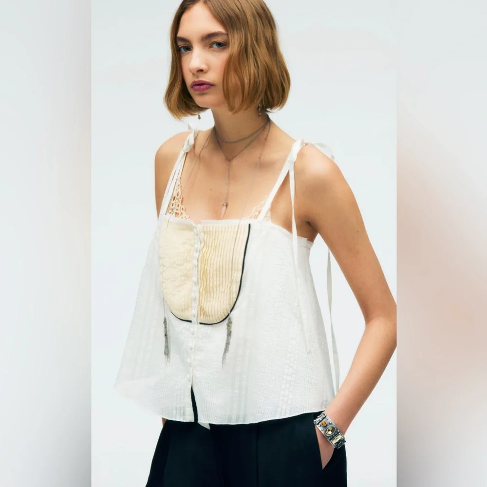 Zara yoke detail top limited edition